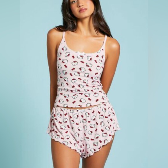 NWT FOREVER 21 SANRIO HELLO KITTY CAMI & SHORTS PAJAMA SET M. $29.99 - Picture 2 of 6